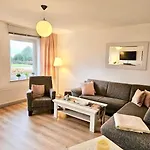 Zollhaus 26 *