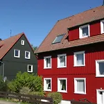 Zollhaus 26 *
