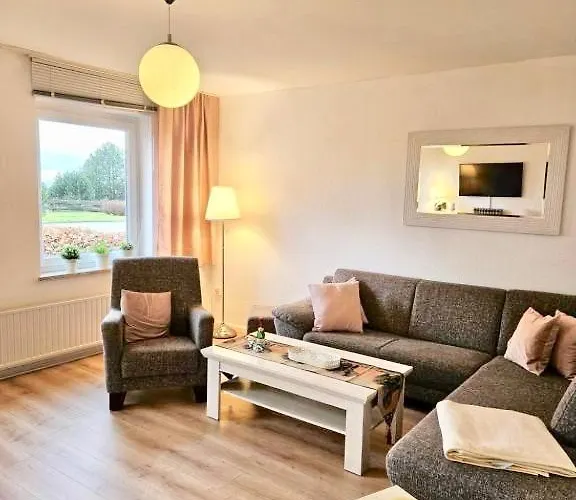 Zollhaus 26 *